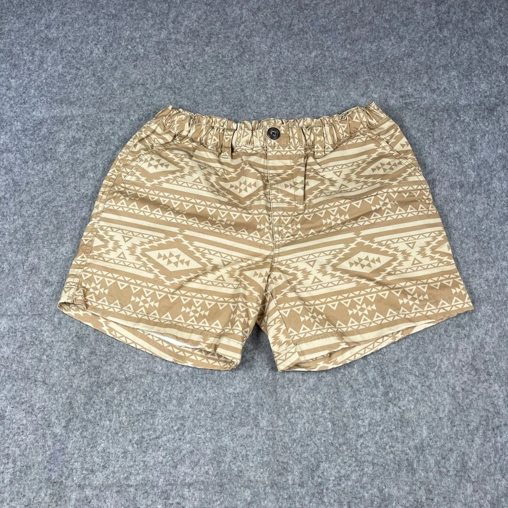 Chubbies Originals Mens 5.5 Inseam Shorts Medium Tan Geometric Tribal Aztec